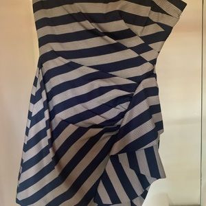 BCBG Size 6 Strapless Dress